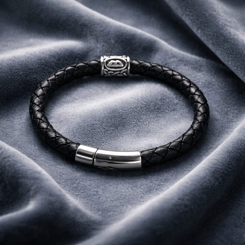 Berkana (ᛒ) Rune Bracelet